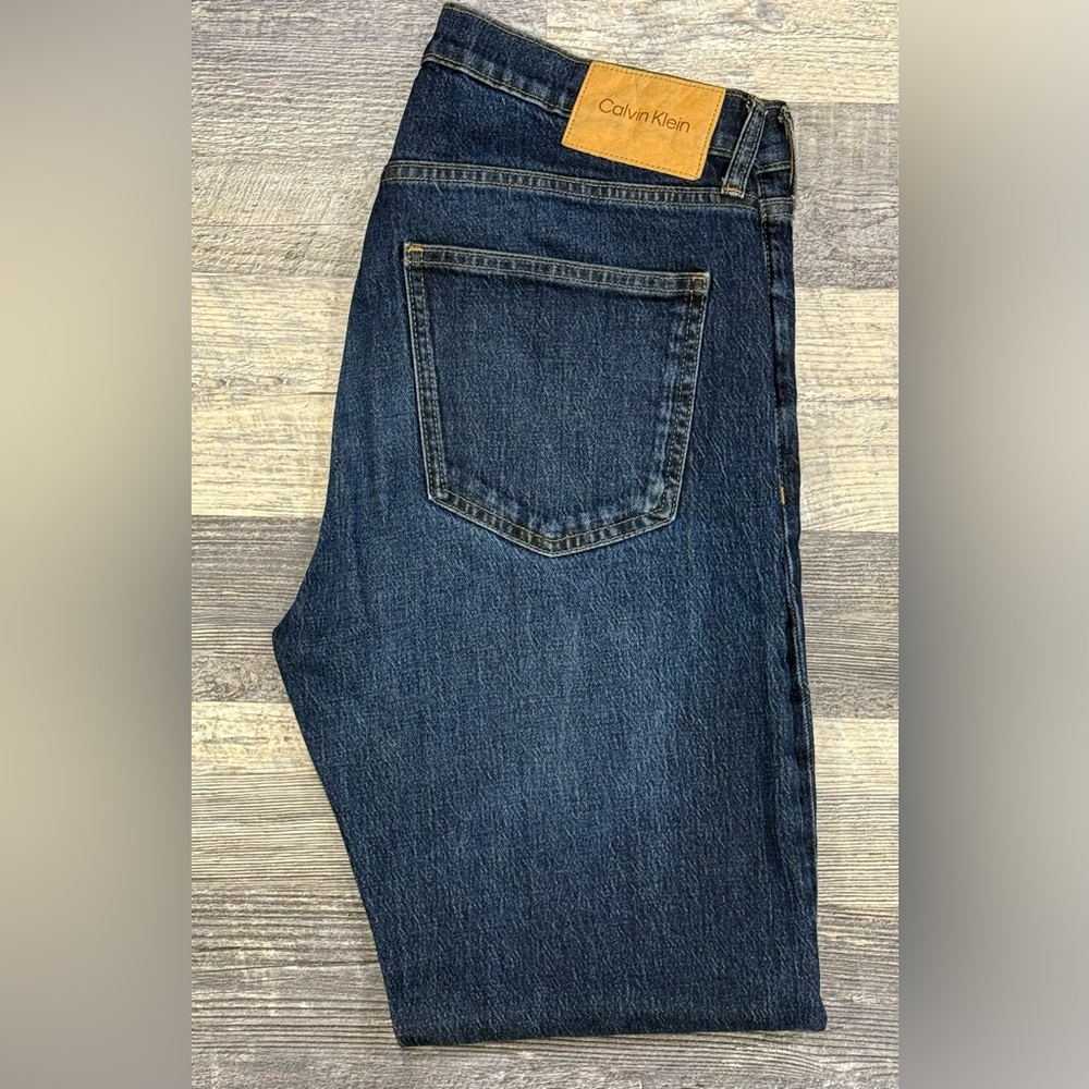 NWOT Calvin Klein Standard Straight Fit Jeans